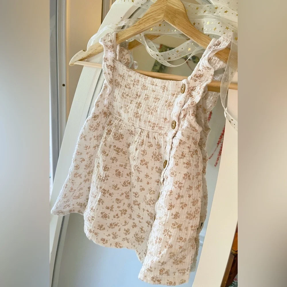 ✨ Rabbit + Bear by Emily & Oliver Floral Button Dress (3T)